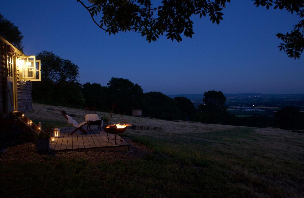 Tilbury Shepherd Huts With Hot Tubs Plus Holiday Cottages West Bagborough 外观 照片